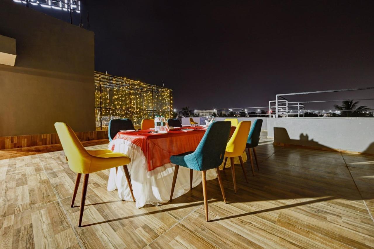 Hotel Super Townhouse Oak Hillside Aqua Khandagiri Esterno foto