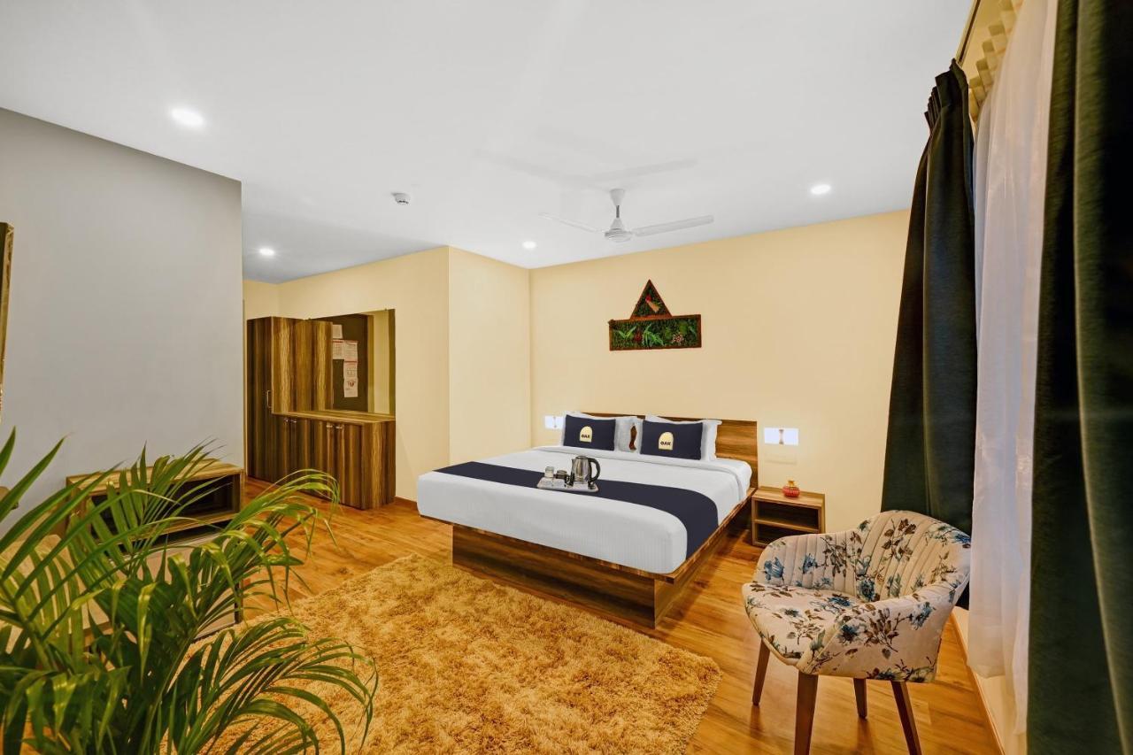 Hotel Super Townhouse Oak Hillside Aqua Khandagiri Esterno foto